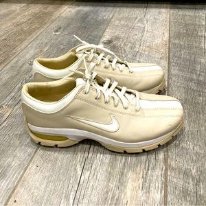 Nike golf shoes size 6